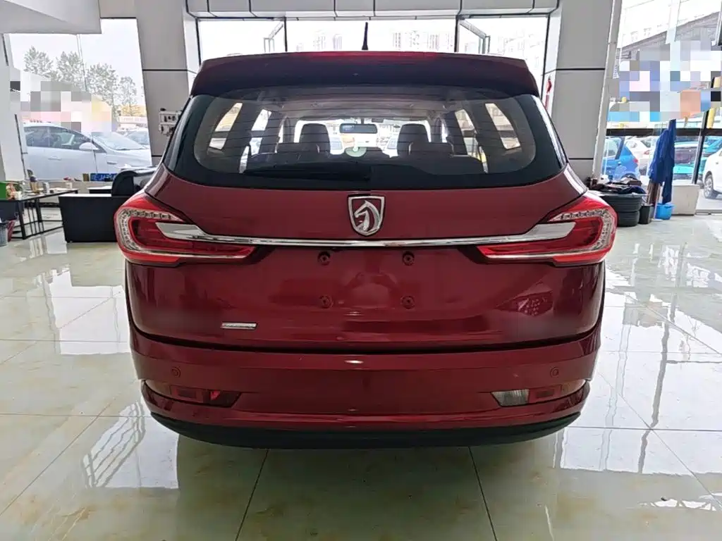 Baojun 310W — миниатюра 6