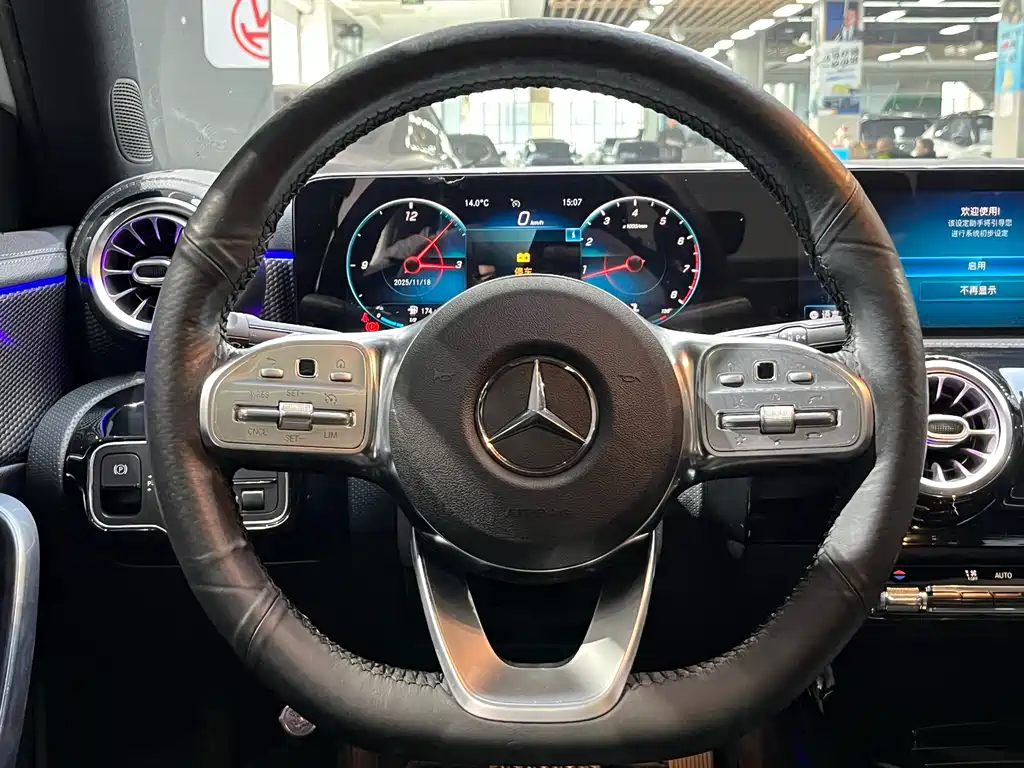 MERCEDES-BENZ A CLASS