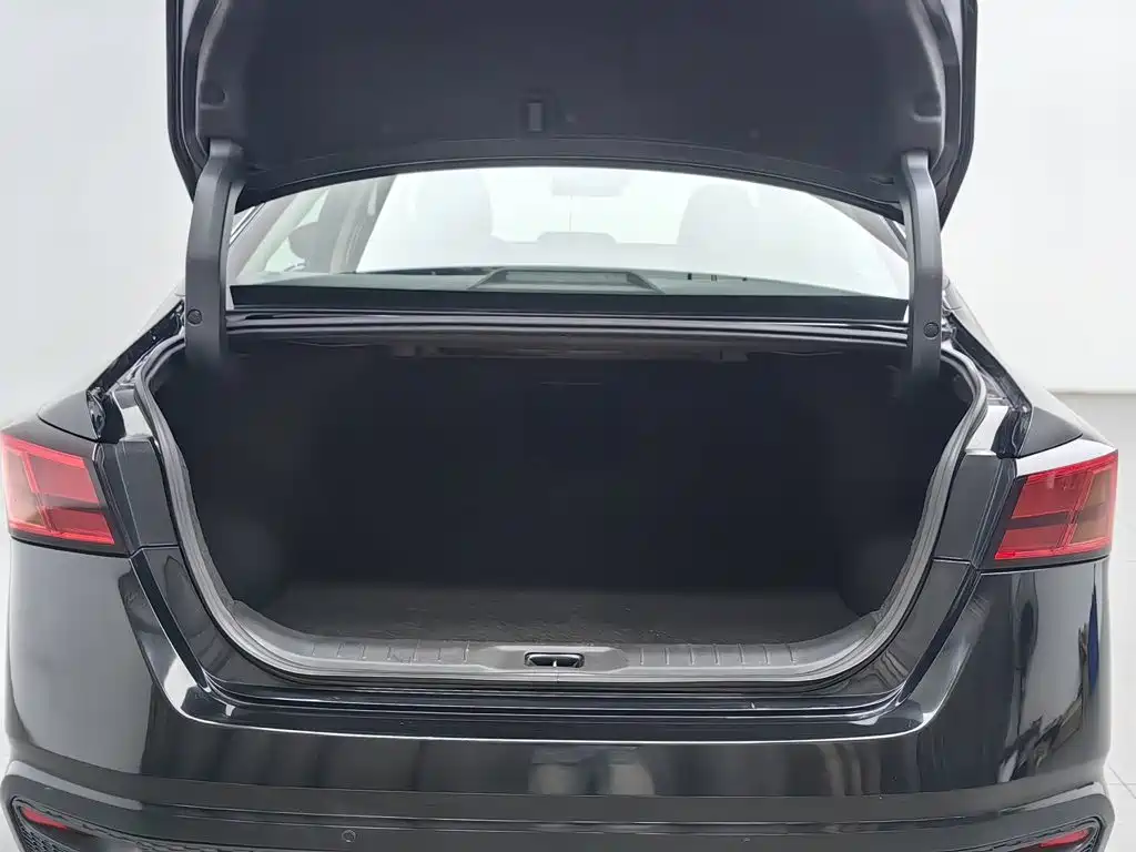 Nissan Teana — миниатюра 16