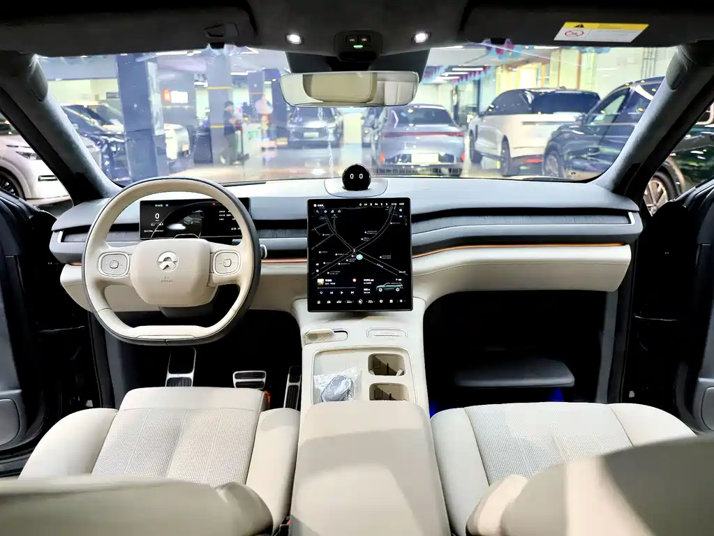 NIO ES8 — миниатюра 16