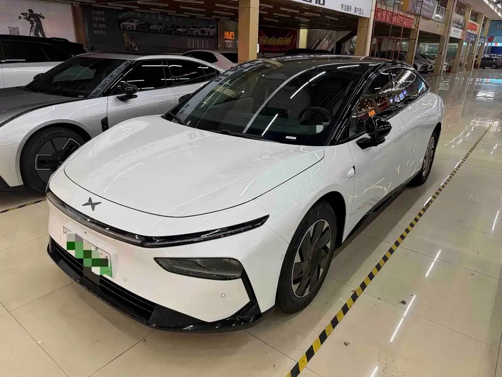 Xpeng P7 + 2024 Max