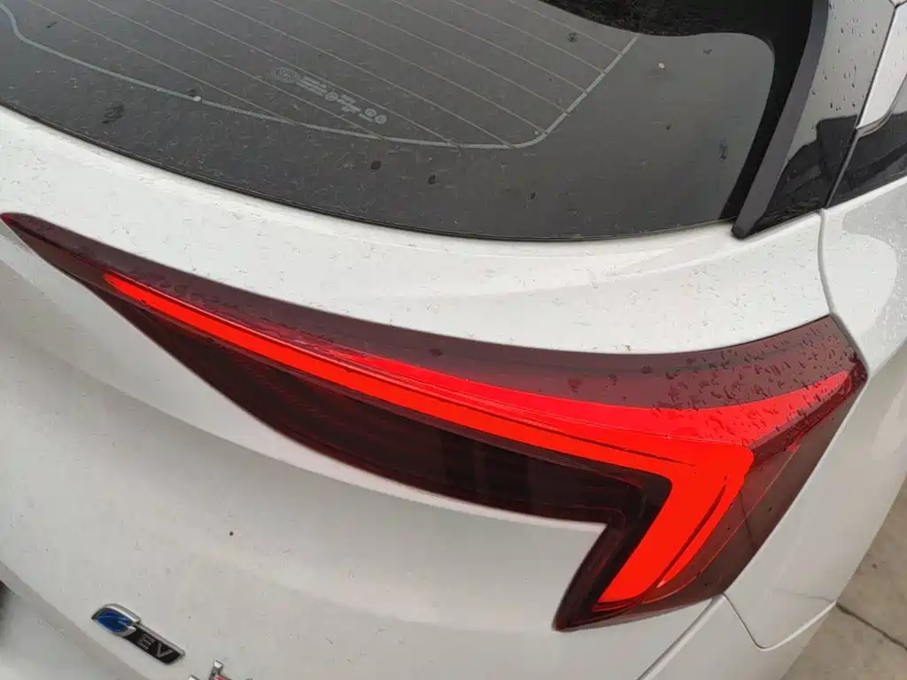 Buick Velite 6 — миниатюра 8