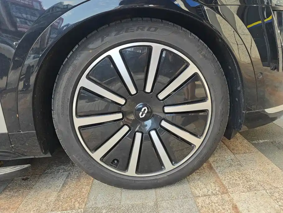 AITO AITO M9 — миниатюра 6