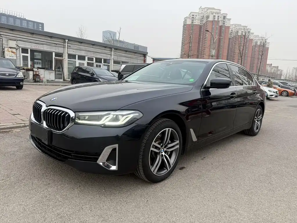 Купить BMW 5 Series