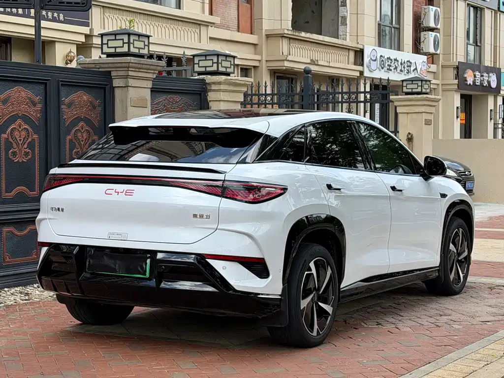 BYD Sealion 07 EV — миниатюра 7