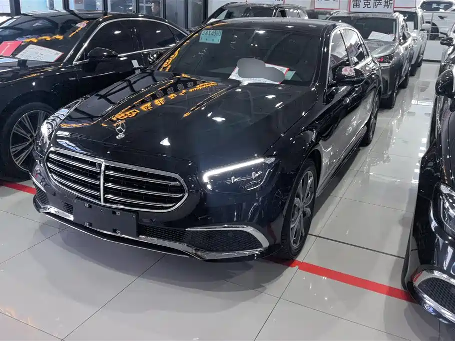 Mercedes-Benz E-Class 2021