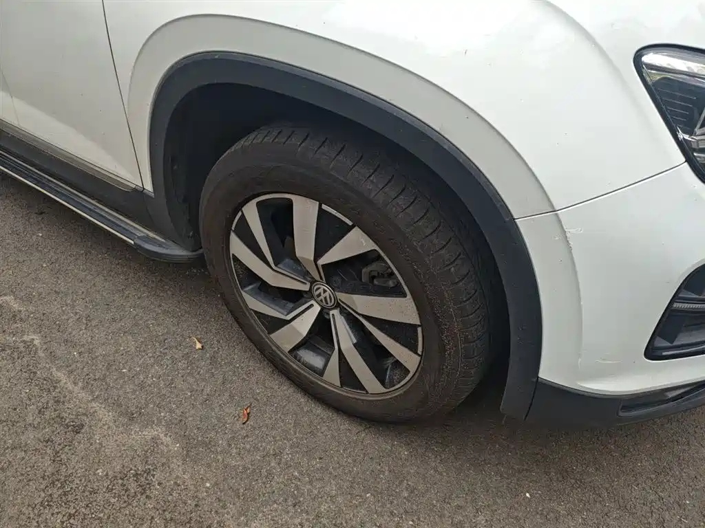 Volkswagen Tayron 2019 330TSI Luxury VI