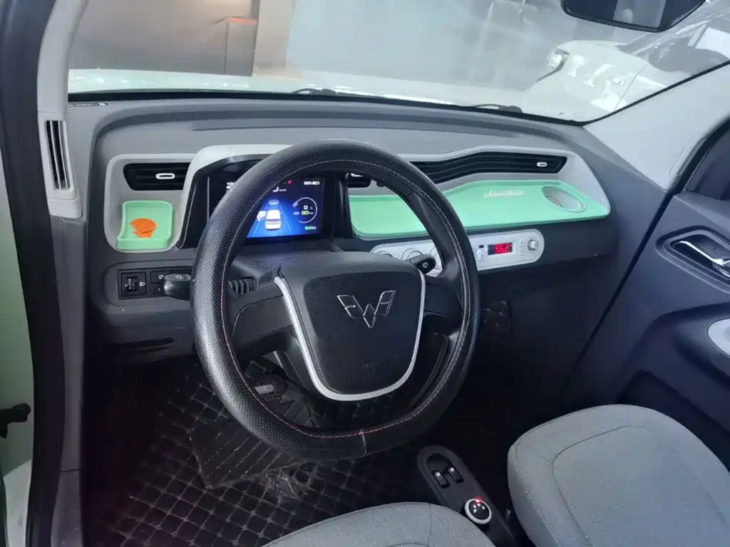 Wuling MINIEV — миниатюра 10