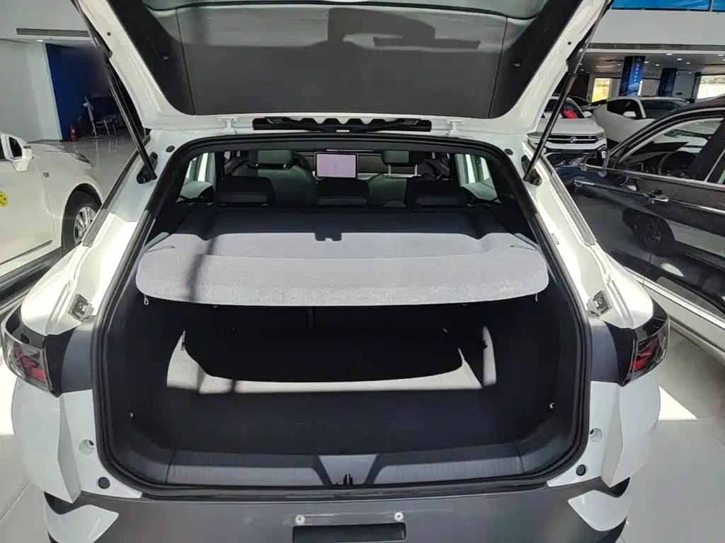 Volkswagen ID.4 Crozz — миниатюра 19