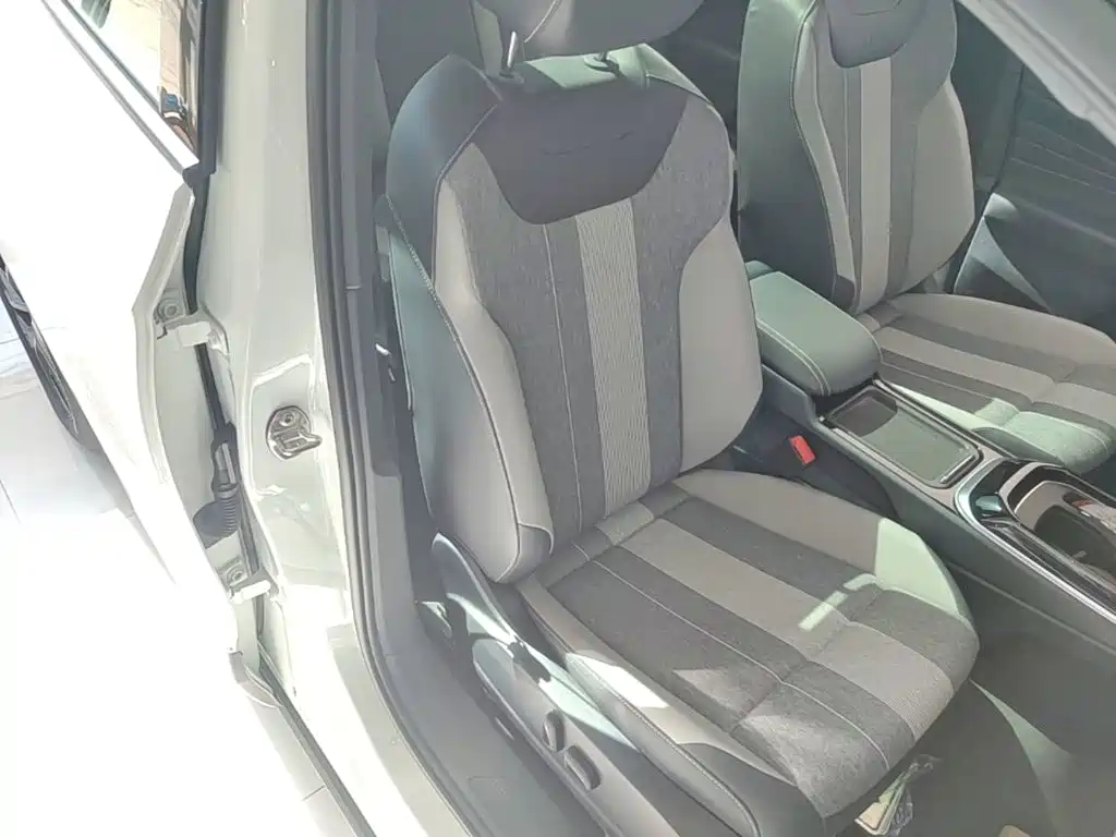 Volkswagen ID.4 Crozz — миниатюра 25
