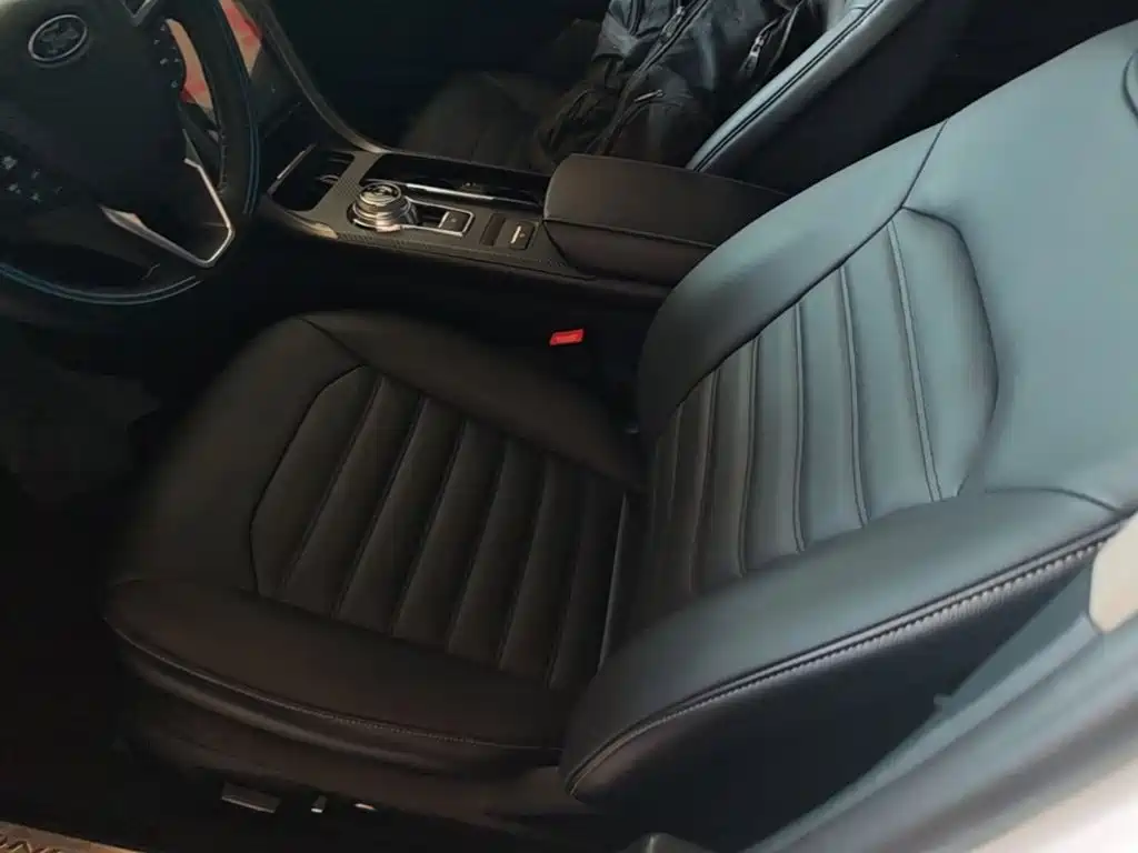 Ford Mondeo — миниатюра 15