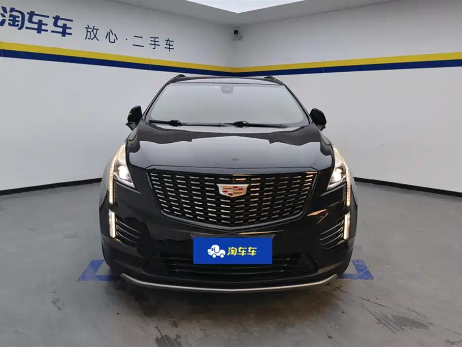 CADILLAC XT5