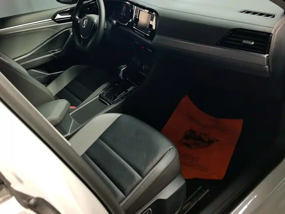 Volkswagen Sagitar — миниатюра 8
