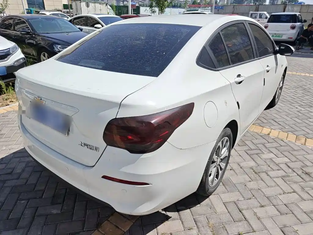 Chevrolet Cavalier — миниатюра 7