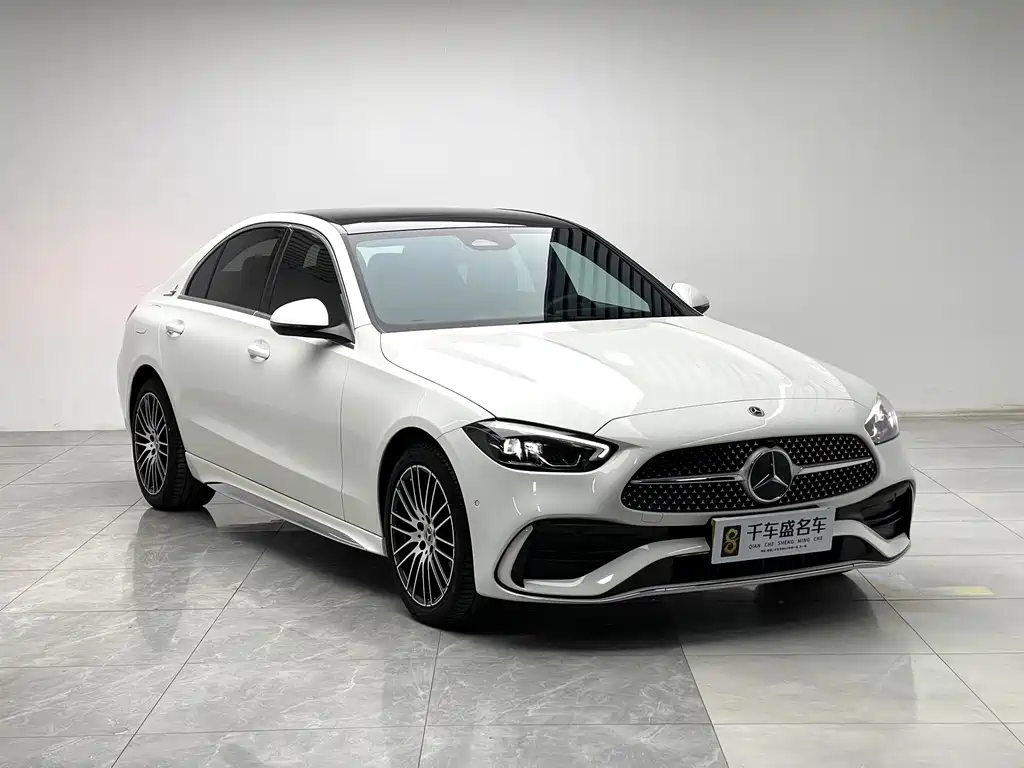Mercedes-Benz C-Class — миниатюра 3