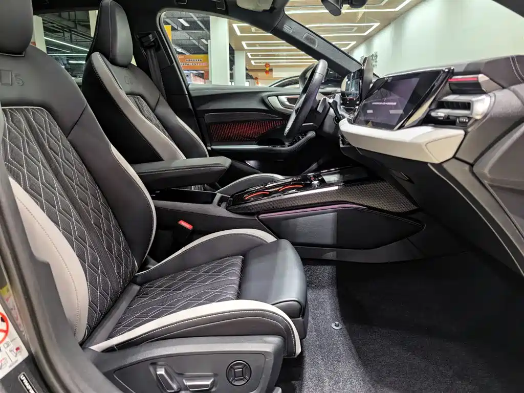 Audi A5L — миниатюра 17