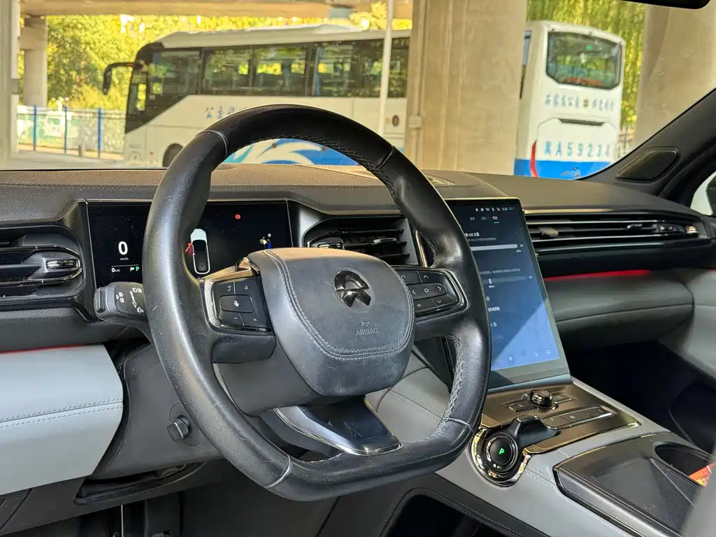 NIO ES6 — миниатюра 7