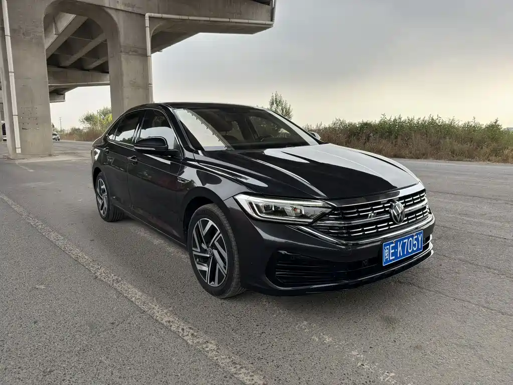 Volkswagen Sagitar — миниатюра 3