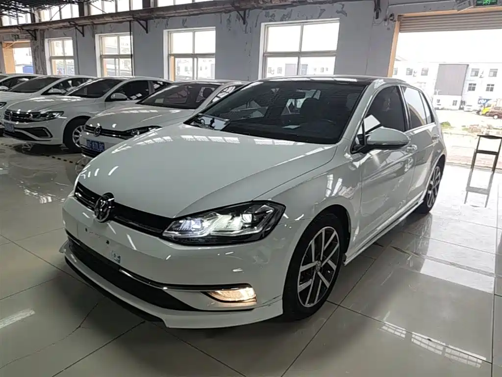 Volkswagen Golf 2020
