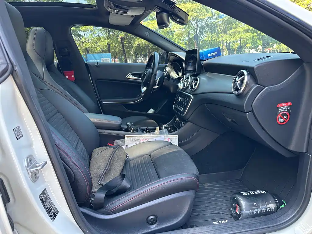 Mercedes-Benz CLA (Import) — миниатюра 7
