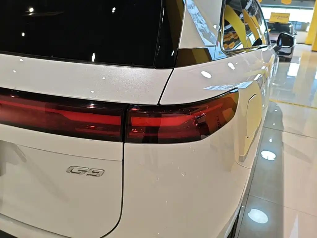 XPeng G9 — миниатюра 8