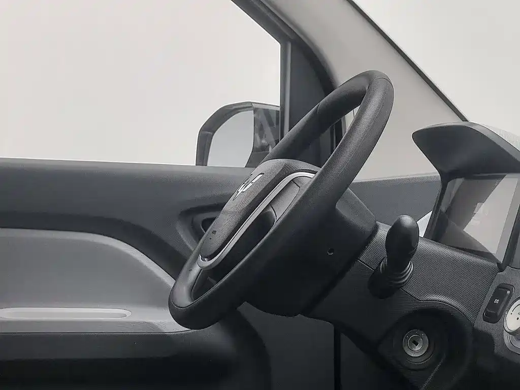 Wuling MINIEV — миниатюра 22