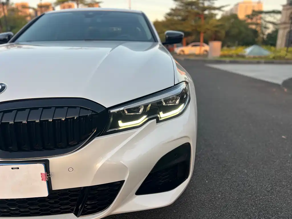 BMW 3 Series — миниатюра 7