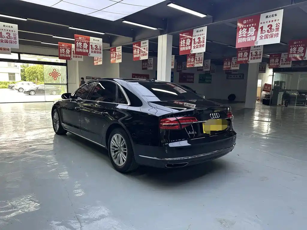 Audi A8 — миниатюра 9