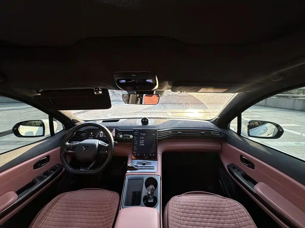 NIO EC6 — миниатюра 13