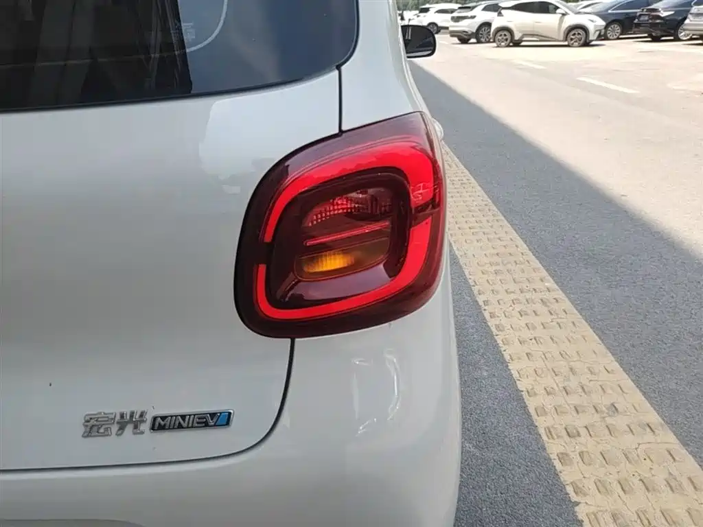Wuling Mini EV MINIEV 2025