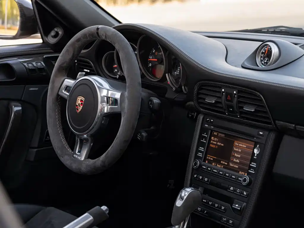 Porsche 911 2010 Turbo S 3.8T