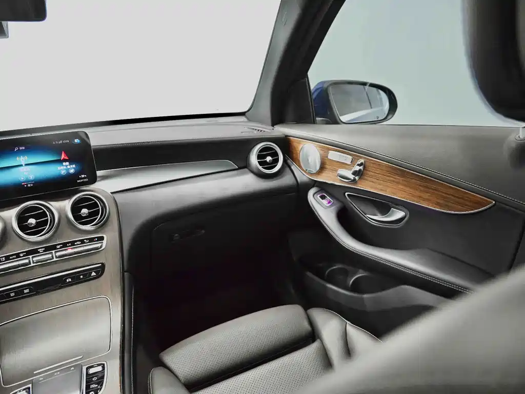 Mercedes-Benz GLC — миниатюра 3