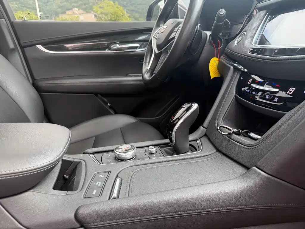 Cadillac XT5 — миниатюра 13