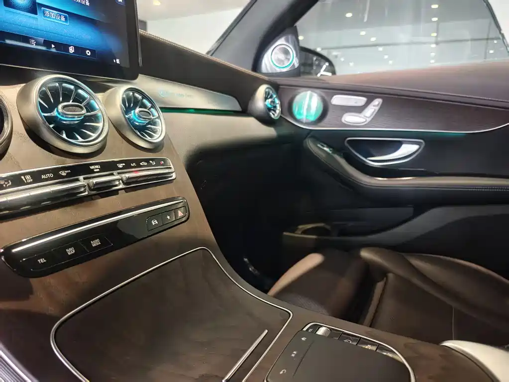 Mercedes-Benz GLC — миниатюра 8
