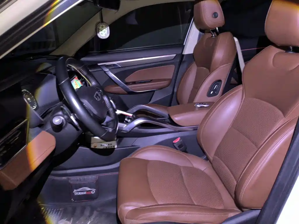 Geely Boyue — миниатюра 8