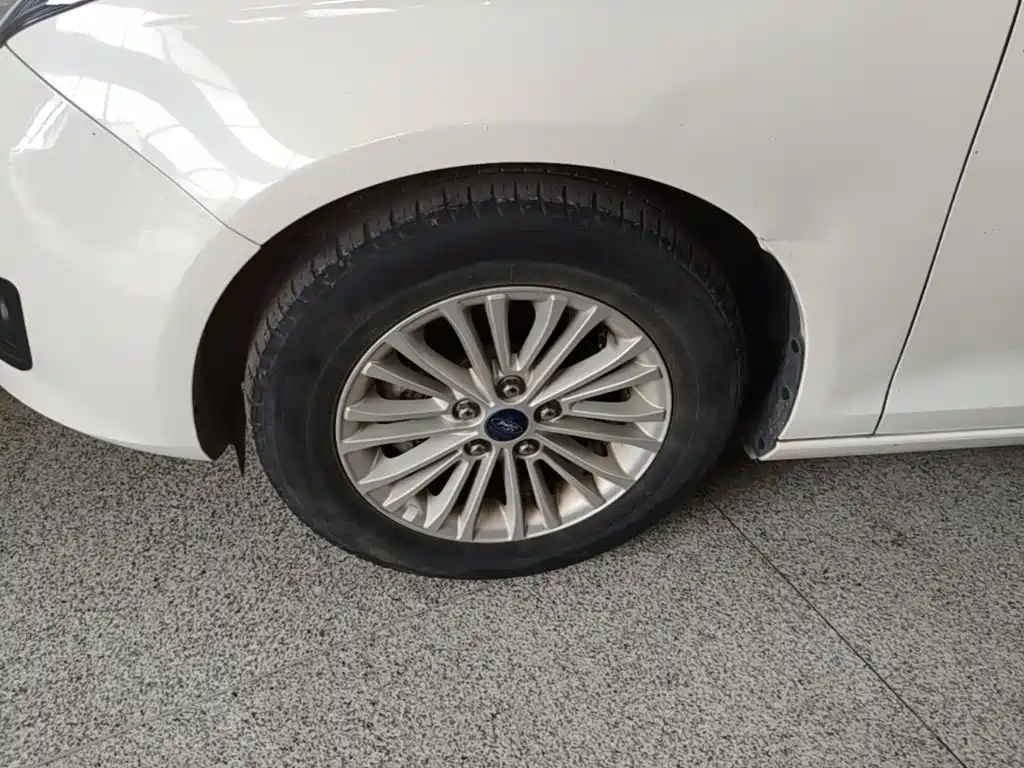 Ford Escort — миниатюра 23