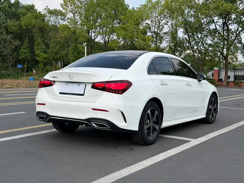 Mercedes-Benz A-Class — миниатюра 5