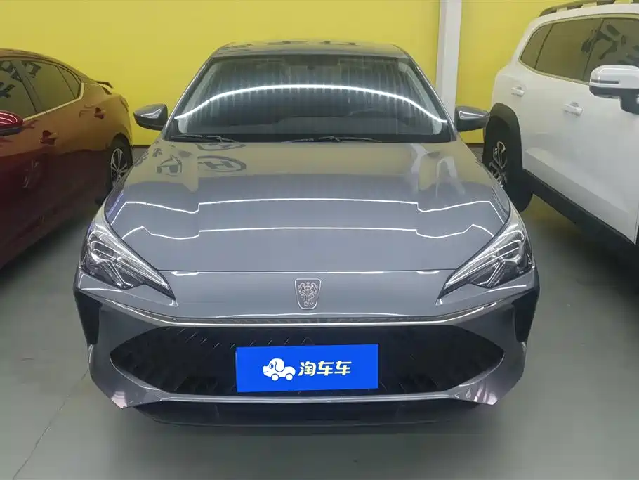 Roewe i5 2023 1.5L MT
