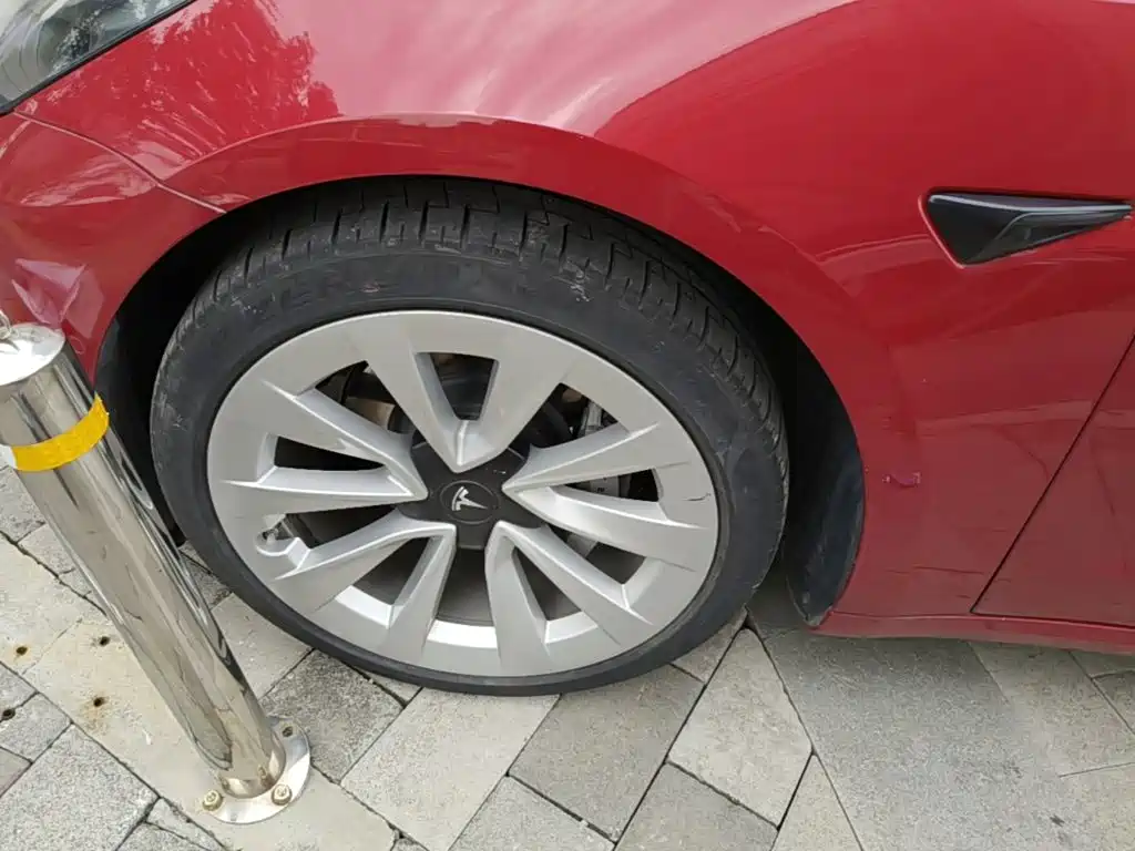 Tesla Model 3 — миниатюра 23