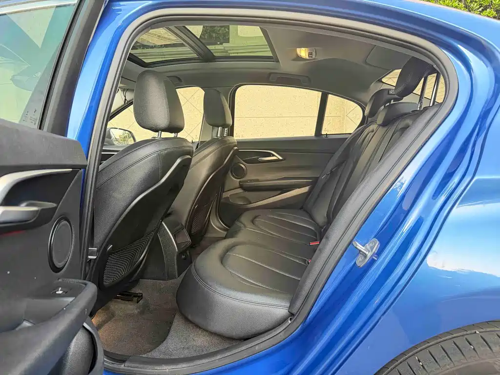 BMW 1 Series 1 2018 118i Sport