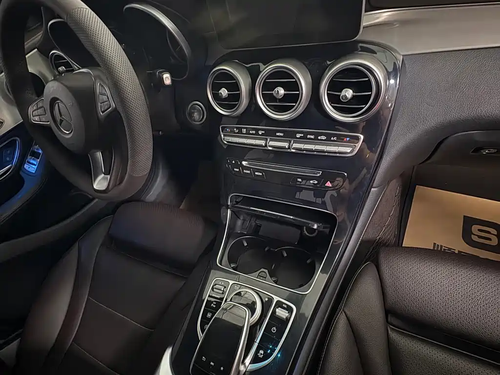 Mercedes-Benz GLC — миниатюра 7