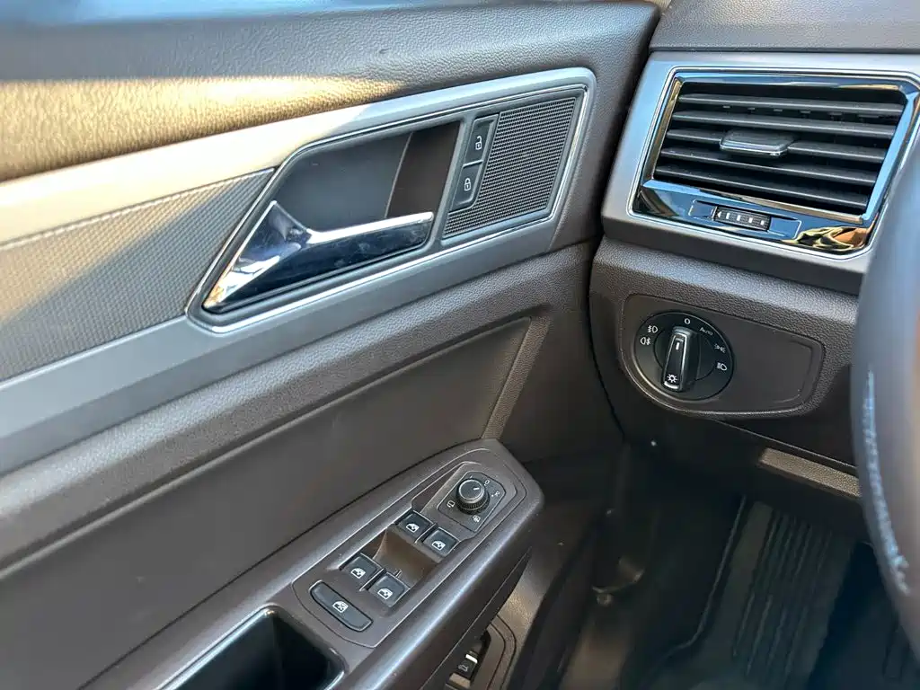 Volkswagen Teramont — миниатюра 24