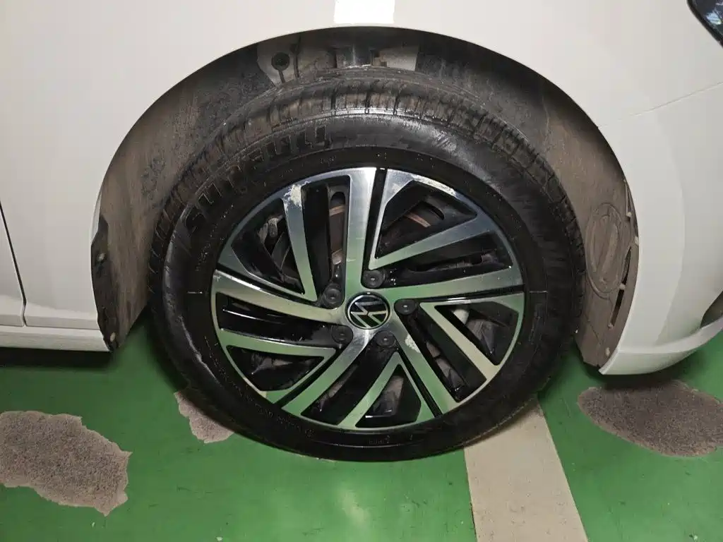 Volkswagen Lavida — миниатюра 8