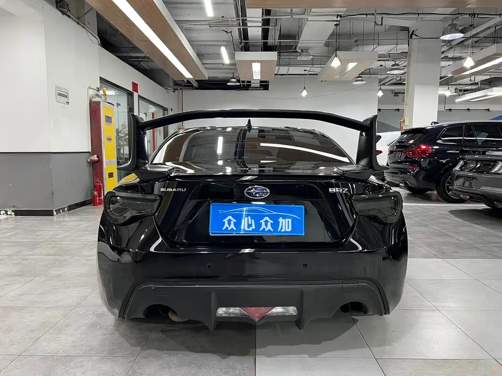 Subaru BRZ 2.0i Manual Edition, фото 6