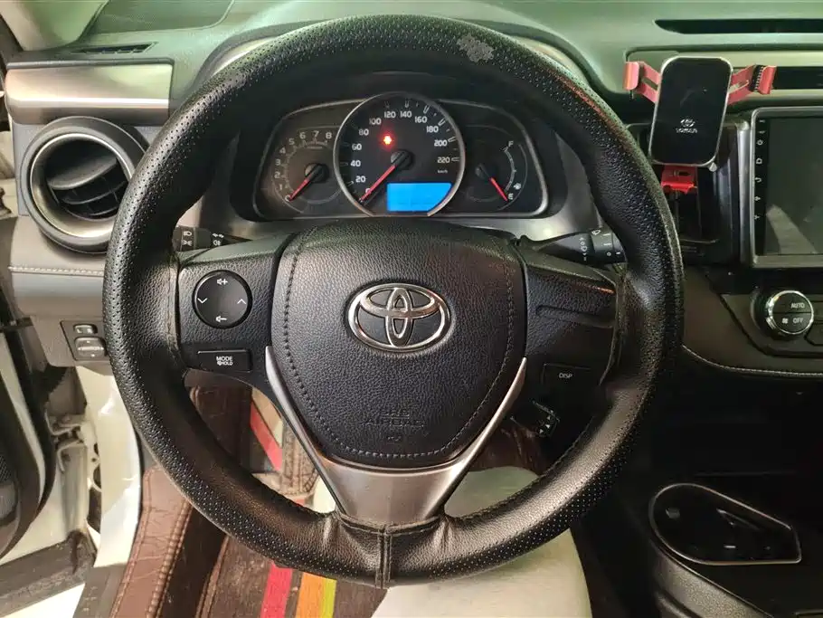 TOYOTA RAV4 RONGFANG