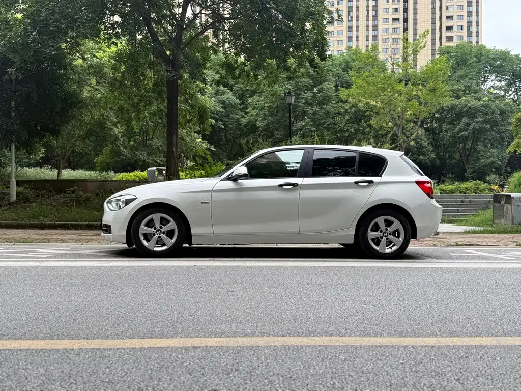 BMW 1 Series 1 2012 118i Sport