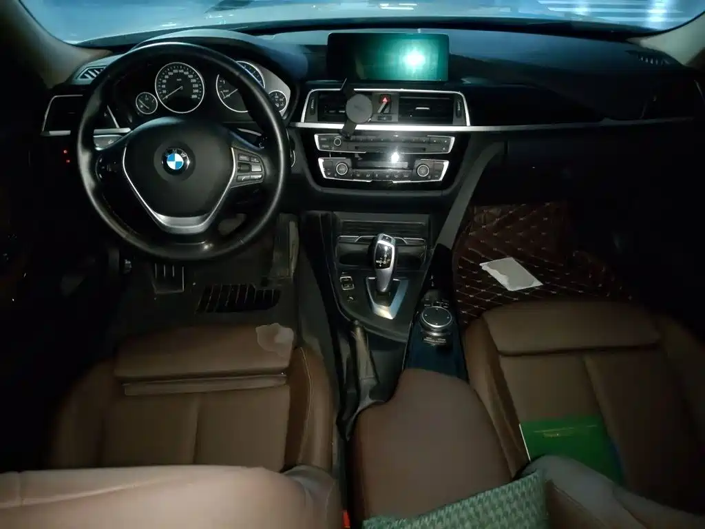 BMW 3 Series — миниатюра 13