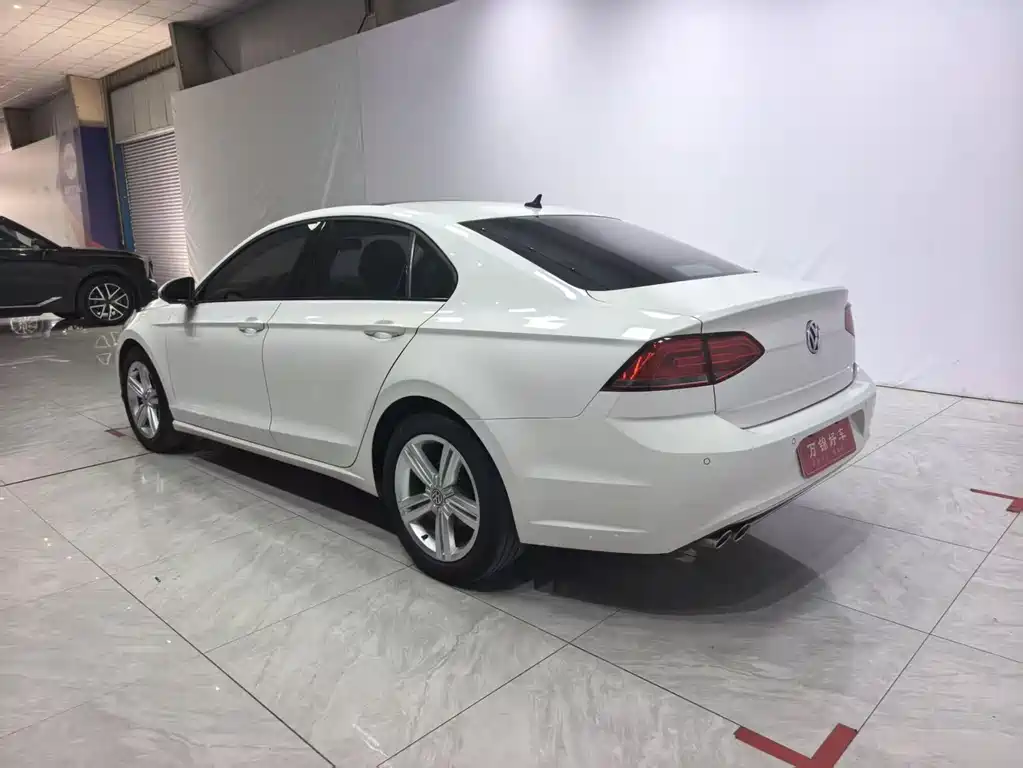 Volkswagen Lamando — миниатюра 5