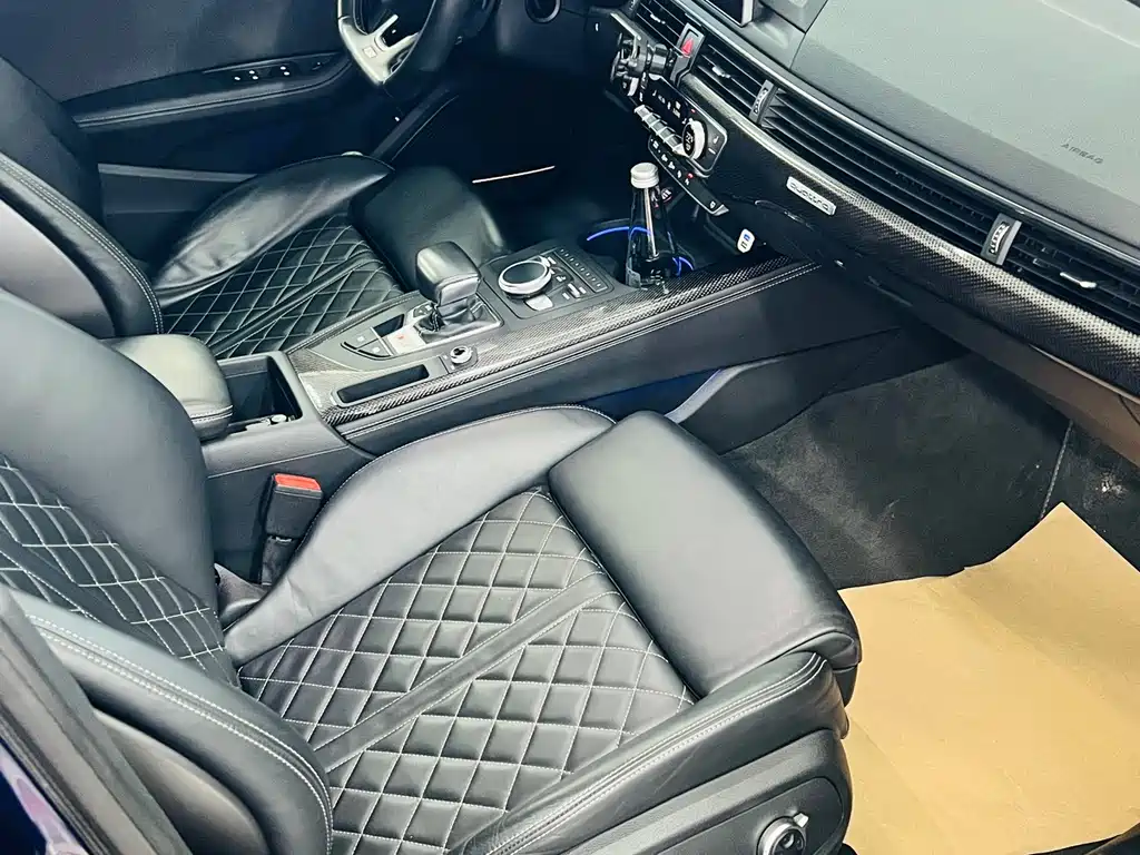 Audi S4 — миниатюра 9