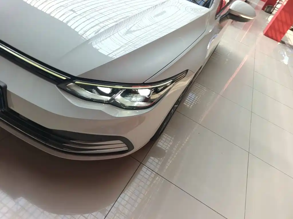 Volkswagen Golf — миниатюра 24
